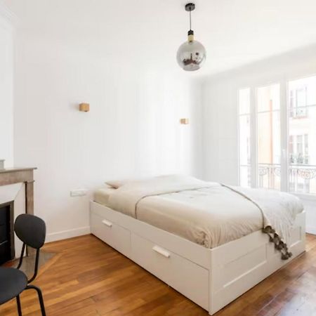 The Square, Paris-Asnieres, Private Apartment With Bedroom And Living Room Dış mekan fotoğraf